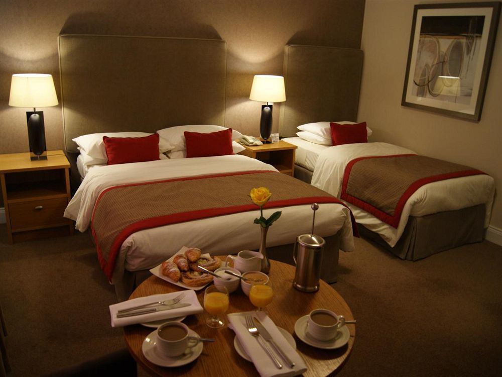 Killarney Oaks Hotel Eksteriør billede