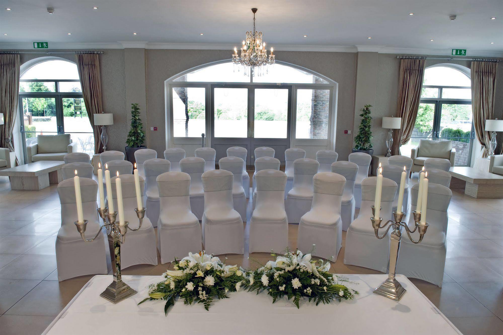 Killarney Oaks Hotel Eksteriør billede